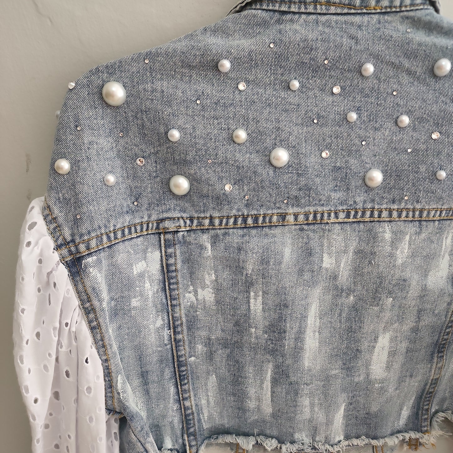Perlas Blancas Jackets